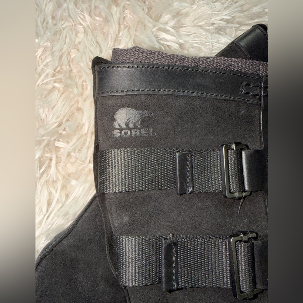Women's Sorel Conquest Carly 2, Black and Tan Winter Boots - Picture 5 of 11